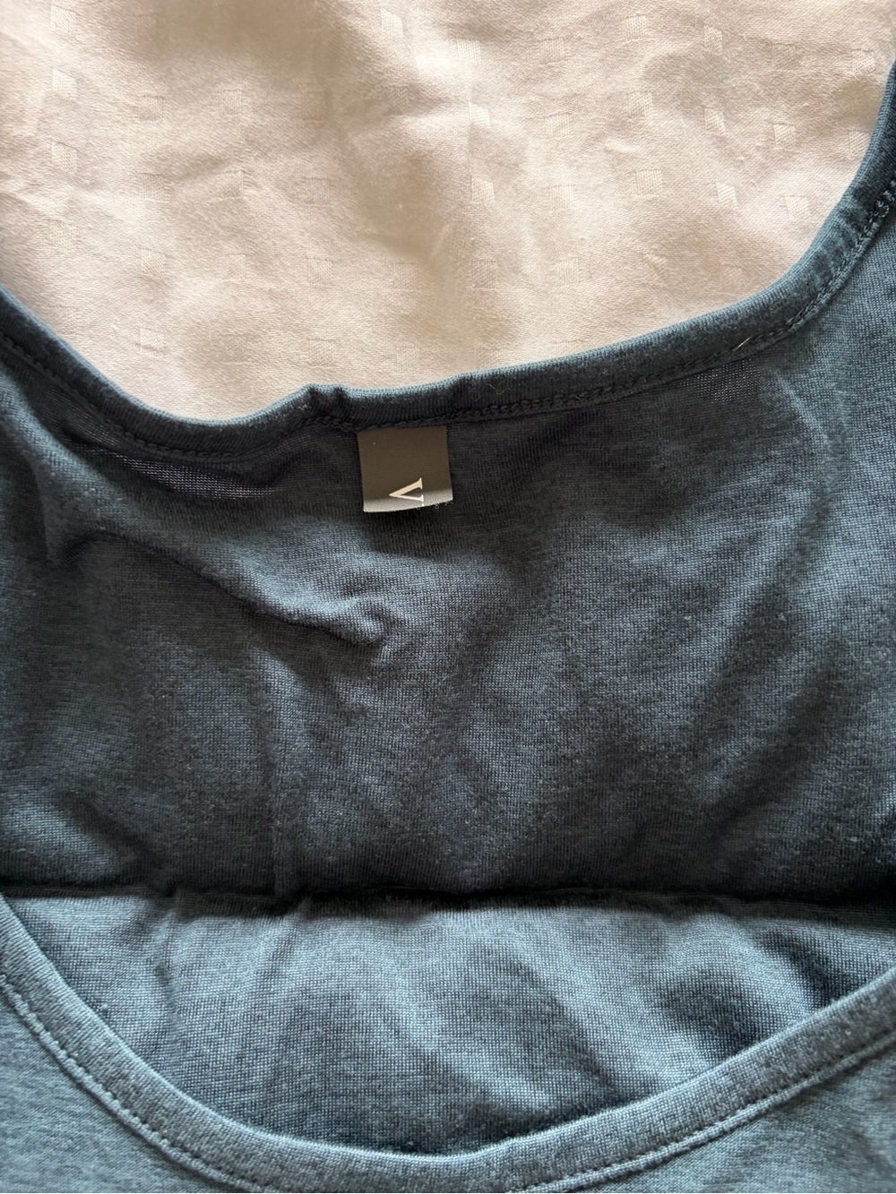 Men’s Vuori tank - Picture 3 of 4